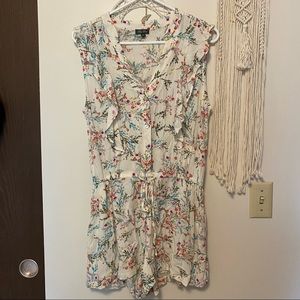 Lily Rose Juniors size medium button up sleeveless romper, Floral print
